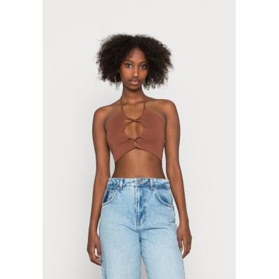Kobiety T_SHIRT_TOP | Neon & Nylon NEOLIVE LOVE CROPPED  - Top - friar brown/brązowy - QW34335
