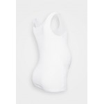 Kobiety T SHIRT TOP | Pieces Maternity PMKITTE TANK - Top - bright white/biały - OJ05362