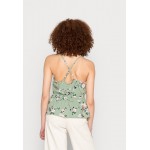 Kobiety T SHIRT TOP | Pieces PCBEAUTY STRAP - Top - green/miętowy - JD39874