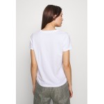 Kobiety T SHIRT TOP | Banana Republic NEW SUPIMA VEE - T-shirt basic - white/biały - LY21273