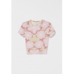 Kobiety T SHIRT TOP | Bershka T-shirt z nadrukiem - pink/różowy - RT64319