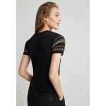Kobiety T SHIRT TOP | Desigual T-shirt z nadrukiem - black/czarny - XJ12677