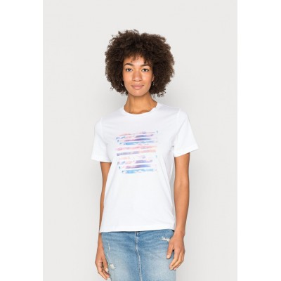 Kobiety T_SHIRT_TOP | edc by Esprit TEE - T-shirt z nadrukiem - white/biały - IA64384