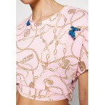 Kobiety T SHIRT TOP | Guess DOLLY BOW TEE - T-shirt z nadrukiem - charms pink/jasnoróżowy - QE84575