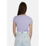 Kobiety T SHIRT TOP | Guess LOGO RICAMATO - T-shirt z nadrukiem - viola/fioletowy - VF49218