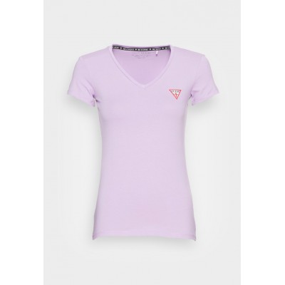 Kobiety T_SHIRT_TOP | Guess TRIANGLE - T-shirt basic - fresh lilac/liliowy - MI57329