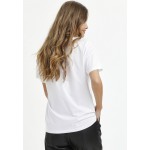 Kobiety T SHIRT TOP | Kaffe KAMARBEL - T-shirt z nadrukiem - optical white/biały - DK24386