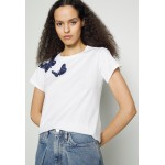 Kobiety T SHIRT TOP | kate spade new york SPRING FLIGHT EMBROIDERED TEE - T-shirt basic - fresh white/mleczny - EQ90959