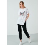 Kobiety T SHIRT TOP | LELA T-shirt z nadrukiem - white/biały - HR87275