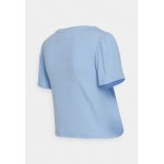Kobiety T SHIRT TOP | MAMALICIOUS MLGISELLE CROP - T-shirt basic - bel air blue/niebieski - DN57897