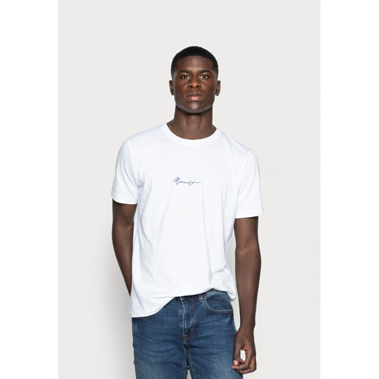 Kobiety T SHIRT TOP | Mennace ESSENTIAL REGULAR RELAXED SIG TEE UNISEX - T-shirt basic - white/biały - VQ24136