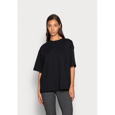 Kobiety T_SHIRT_TOP | Minimum AARHUSI - T-shirt basic - black/czarny - CH54957