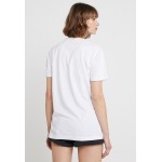 Kobiety T SHIRT TOP | Mister Tee LADIES CAMEL TEE - T-shirt z nadrukiem - white/biały - UG92108