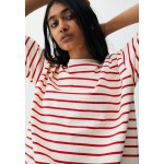 Kobiety T SHIRT TOP | PULL&BEAR SHORT SLEEVE - T-shirt z nadrukiem - red/czerwony - KK15317