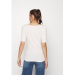 Kobiety T SHIRT TOP | Samsøe Samsøe ALEXA TEE - T-shirt basic - whisper white/biały - TT41731