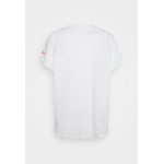 Kobiety T SHIRT TOP | Under Armour PROJECT ROCK - T-shirt z nadrukiem - white/biały - OG33604