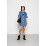 Kobiety DRESS | EDITED NICA DRESS - Sukienka jeansowa - sky blue washed/niebieski - XD20184