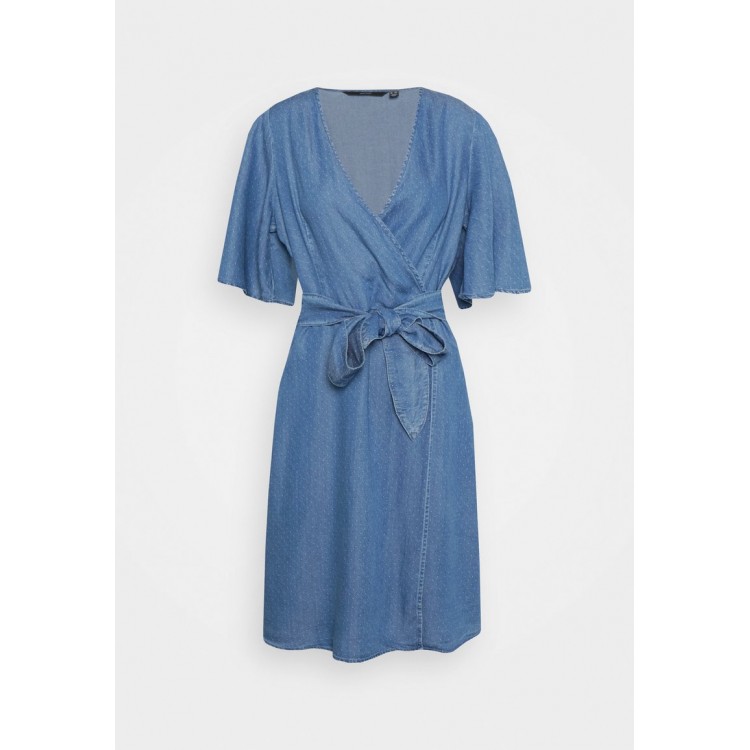 Kobiety DRESS | Vero Moda Tall VMLILIANA WRAP DRESS - Sukienka jeansowa - medium blue denim/niebieski denim - NH08717