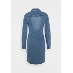 Kobiety DRESS | Vero Moda VMGRACE SLIM BUTTON - Sukienka jeansowa - light blue denim/jasnoniebieski - SP09684
