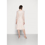 Kobiety DRESS | Adrianna Papell BEADED DRESS - Sukienka koktajlowa - light pink/jasnoróżowy - ED39027