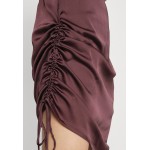 Kobiety DRESS | Glamorous Petite CAMI DRESS WITH RUCHING ROULEAU STRAPS AND TIES TO GATHER - Sukienka koktajlowa - plum/ciemnoczerwony - YV06829