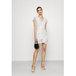 Kobiety DRESS | Nly by Nelly DREAMY FLOUNCE DRESS - Sukienka koktajlowa - white/biały - UK15891