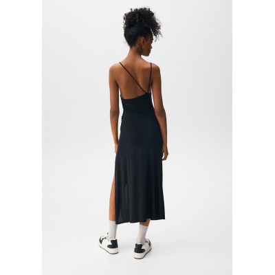 Kobiety DRESS | PULL&BEAR STRAPPY WITH CUT-OUT DETAIL - Sukienka koktajlowa - black/czarny - QE55030