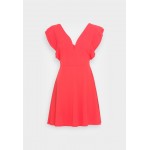 Kobiety DRESS | WAL G. PLUNGE NECKLICE WITH SLEEVES DRESS - Sukienka koktajlowa - coral/koralowy - OY13008