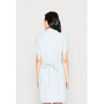 Kobiety DRESS | Another-Label LAILA DRESS - Sukienka koszulowa - blue fog/niebieski - ND13008