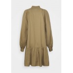 Kobiety DRESS | Bruuns Bazaar PRALENZA ETTA DRESS - Sukienka koszulowa - capers/khaki - JI27678
