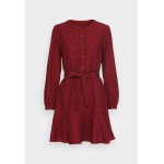 Kobiety DRESS | GAP HENLEY DRESS - Sukienka koszulowa - red houndstooth/czerwony - GC88274
