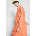 Kobiety DRESS | Henrik Vibskov CAST - Sukienka koszulowa - melon/koralowy - LA48651