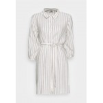 Kobiety DRESS | JDY JDYISLA SHIRT DRESS - Sukienka koszulowa - sandshell/piaskowy - ED50863