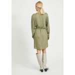 Kobiety DRESS | Object MIT BINDEGÜRTEL - Sukienka koszulowa - deep lichen green/ciemnozielony - EV71038