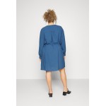Kobiety DRESS | ONLY ONLMILLA BELT DRESS - Sukienka koszulowa - moonlight blue/niebieski - XP10137