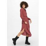 Kobiety DRESS | ONLY TAILLENGÜRTEL - Sukienka koszulowa - apple butter/jasnoczerwony - FL55680