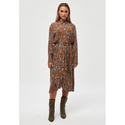 Kobiety DRESS | PEPPERCORN Sukienka koszulowa - brown/brązowy - NA95641