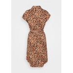 Kobiety DRESS | Pieces Petite PCNYA SHIRT DRESS - Sukienka koszulowa - apricot/cream/brązowy - IC18612