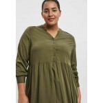 Kobiety DRESS | Vero Moda Curve V-AUSSCHNITT - Sukienka koszulowa - ivy green/zielony - EW68008
