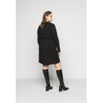 Kobiety DRESS | Vero Moda Curve VMSAGA DRESS - Sukienka koszulowa - black/czarny - TY12477