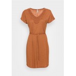Kobiety DRESS | JDY JDYDODO BELTDRESS - Sukienka letnia - argain oil/czerwony metalik - CL18805