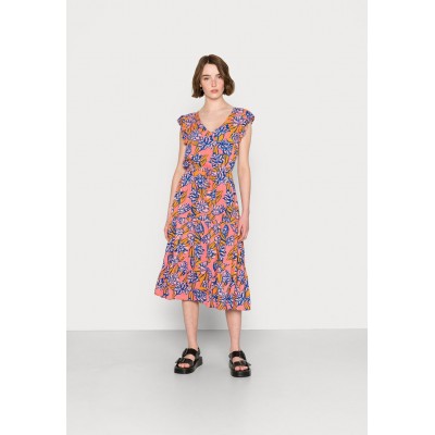 Kobiety DRESS | JDY JDYSTARR LIFE FRILL MIDI DRESS - Sukienka letnia - peach blossom cadium yellow/różowy - PG31478