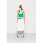 Kobiety DRESS | Lacoste Sukienka letnia - overview/fluorine green flour/wielokolorowy - JP30421