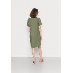 Kobiety DRESS | Part Two AMINASE - Sukienka letnia - deep lichen green/khaki - UE01533