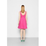 Kobiety DRESS | STAUD MINI WELLS DRESS - Sukienka letnia - peony/różowy - LS41295