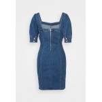 Kobiety DRESS | Vero Moda VMYVONNE SHORT DRESS - Sukienka letnia - medium blue denim/niebieski denim - IE98705