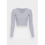 Kobiety T SHIRT TOP | BDG Urban Outfitters BDG NALA NOTCH CROP - Bluzka z długim rękawem - light grey/jasnoszary - BR06074