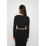 Kobiety T SHIRT TOP | Fashion Union CELESTE - Bluzka z długim rękawem - black/czarny - TQ23206
