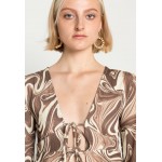Kobiety T SHIRT TOP | Gina Tricot COLETTE - Bluzka z długim rękawem - brown swirl/brązowy - CW62214
