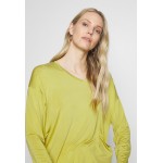 Kobiety T SHIRT TOP | Opus SONGI - Bluzka z długim rękawem - green leaf/zielony - VR35906